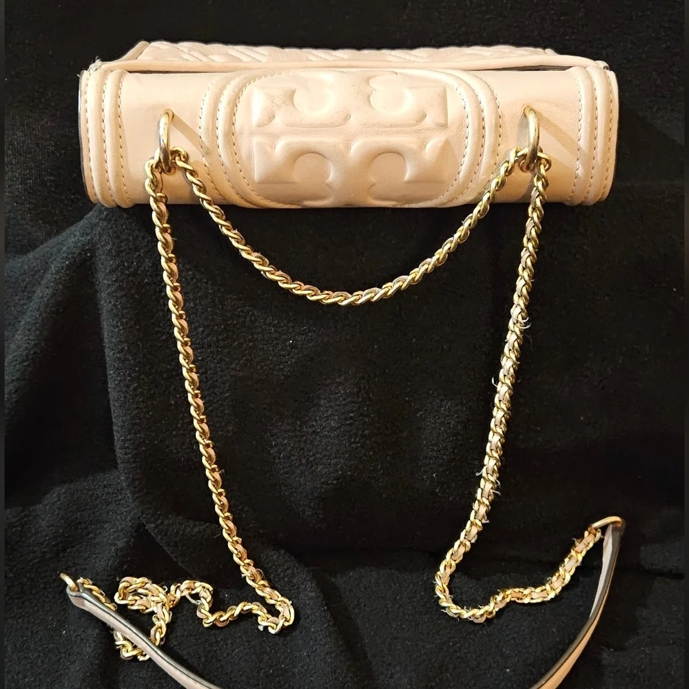 Tory Burch Elegant Fleming Blush Pink Quilted Shoulder Bag